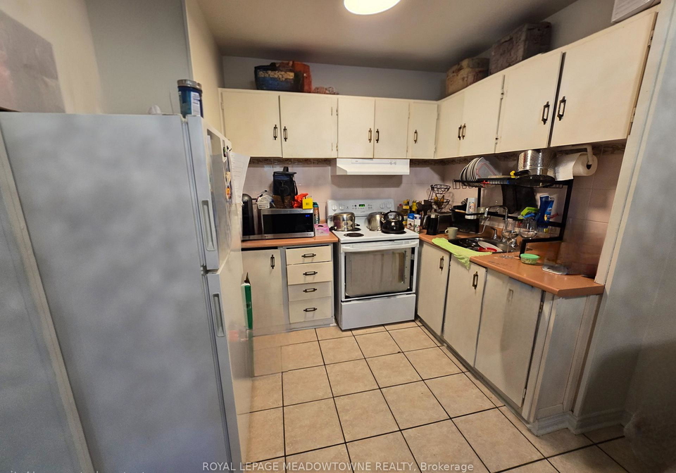40-homewood-avenue-toronto-ontario-c12932312