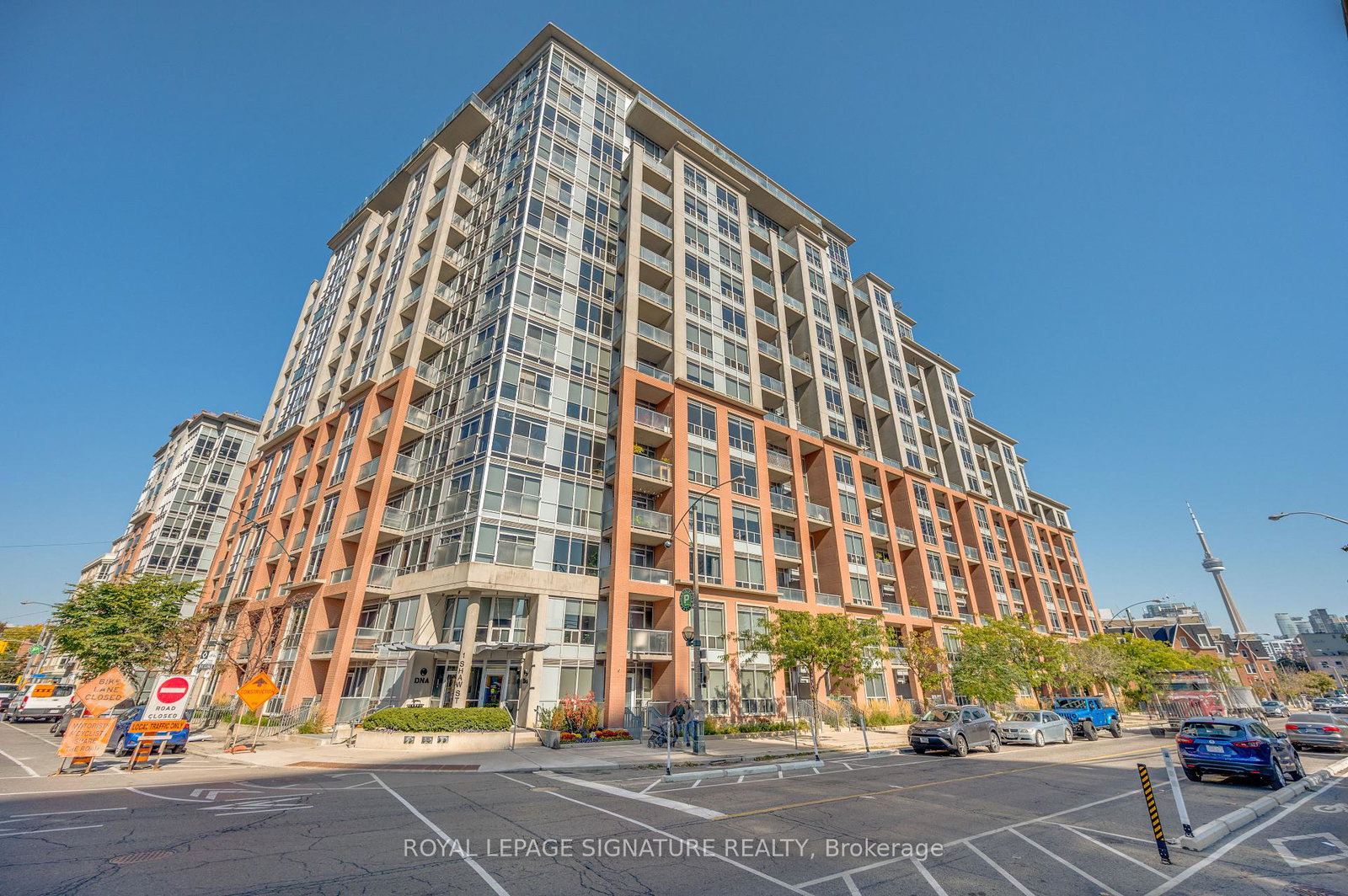 1-shaw-street-toronto-ontario-c12932314