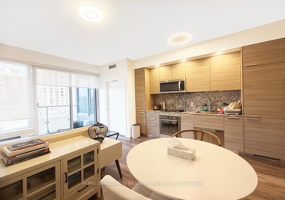 75-canterbury-place-toronto-ontario-c12932416