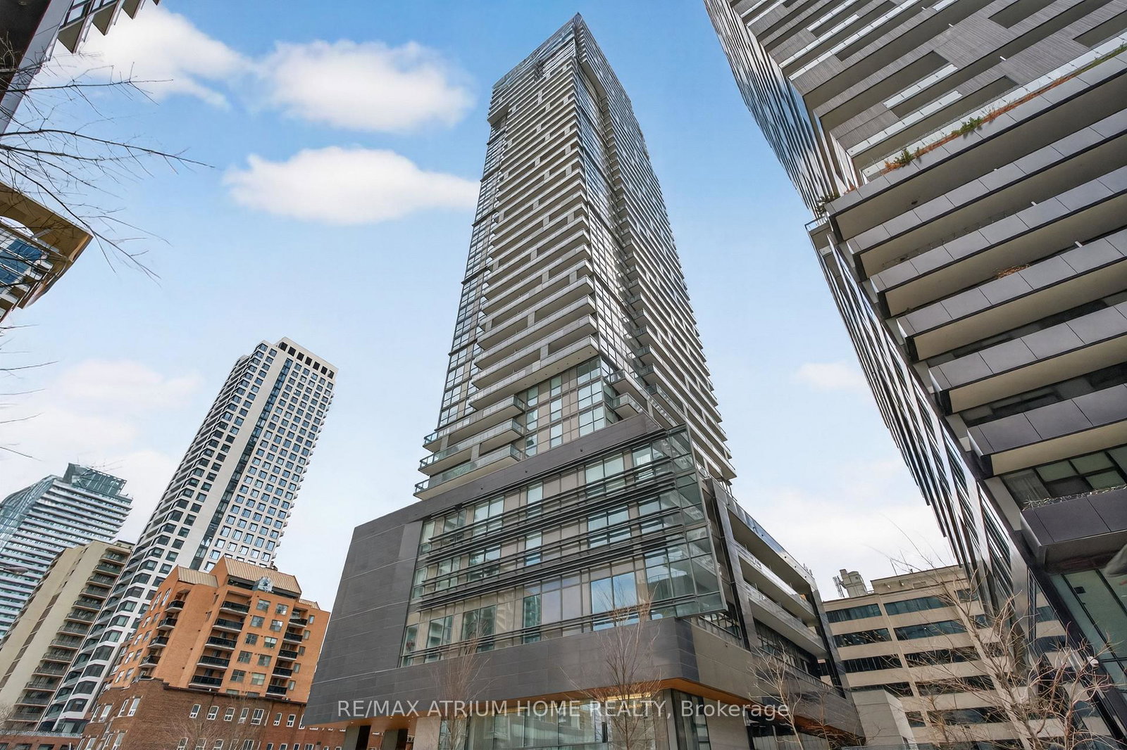 39-roehampton-avenue-toronto-ontario-c12932670