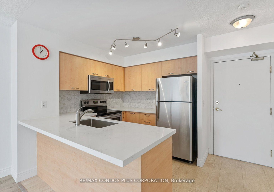 55-harrison-garden-boulevard-north-york-ontario-c12932784