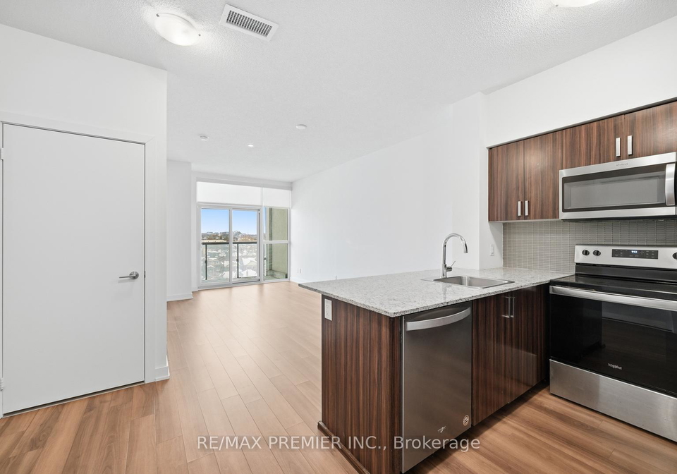 1603-eglinton-avenue-toronto-ontario-c12933158