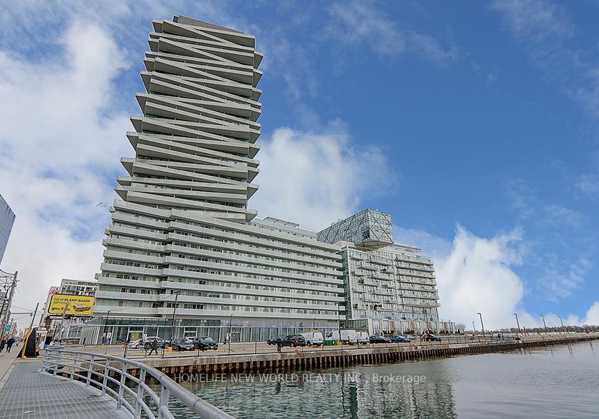 15-queens-quay-e-toronto-ontario-c12933258