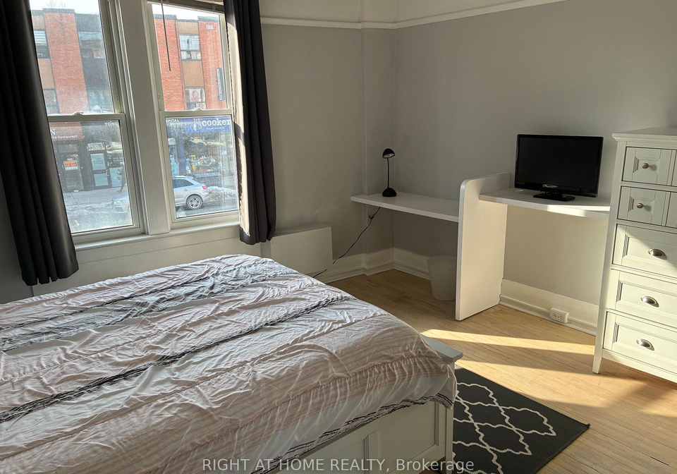 2583-yonge-street-toronto-ontario-c12933330
