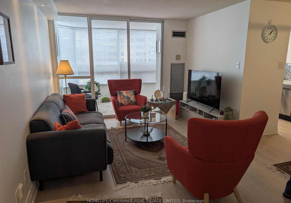 1101-steeles-avenue-w-toronto-ontario-c12933604