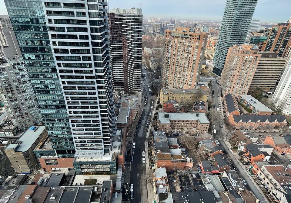 3-gloucester-street-toronto-ontario-c12933762
