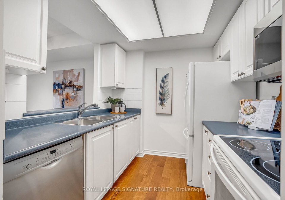 18-concorde-place-north-york-ontario-c12933906