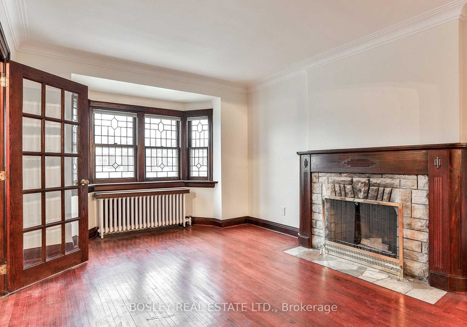 15-rolph-road-east-york-ontario-c12934020