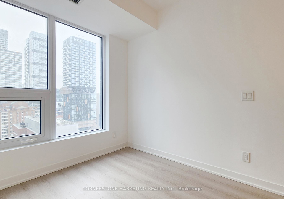 100-queen-street-e-toronto-ontario-c12934060