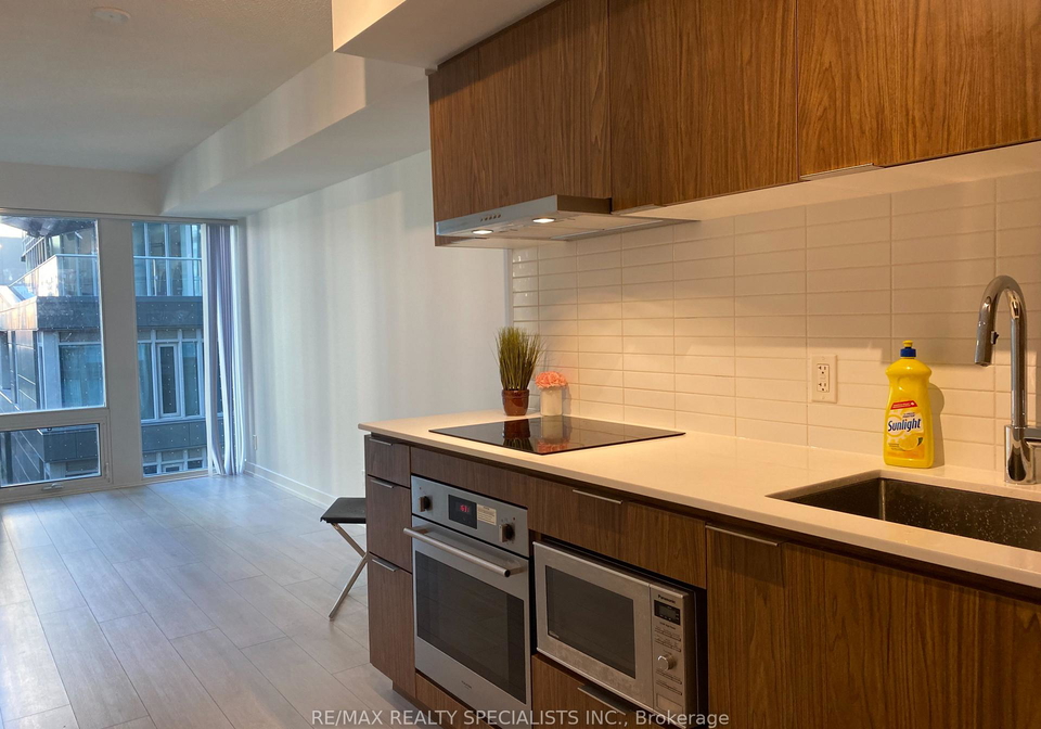 60-shuter-street-toronto-ontario-c12934210