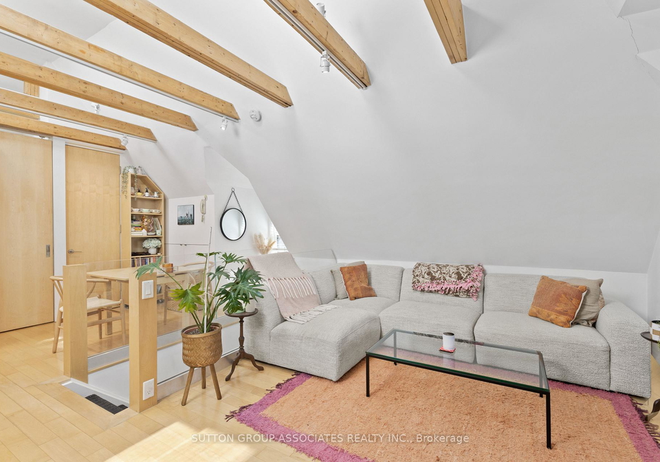 477-brunswick-avenue-toronto-ontario-c12934354