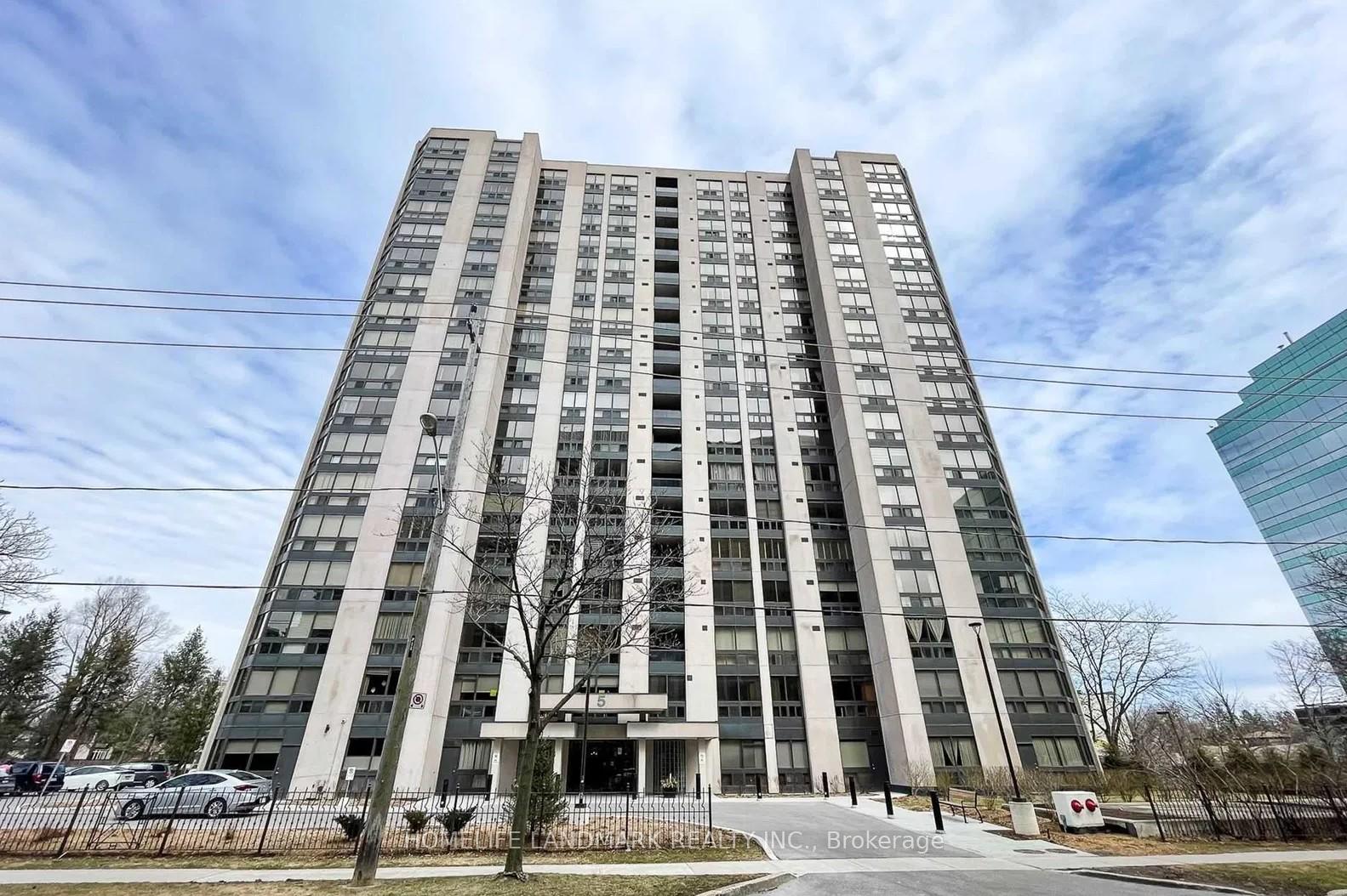 5-kenneth-avenue-north-york-ontario-c12934606