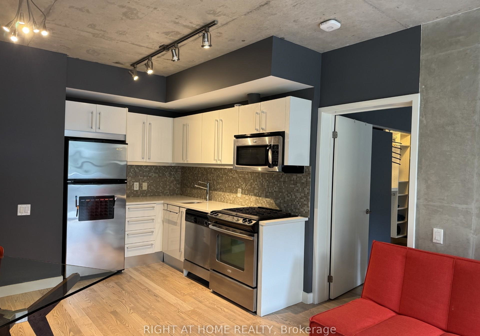 25-oxley-street-toronto-ontario-c12934614