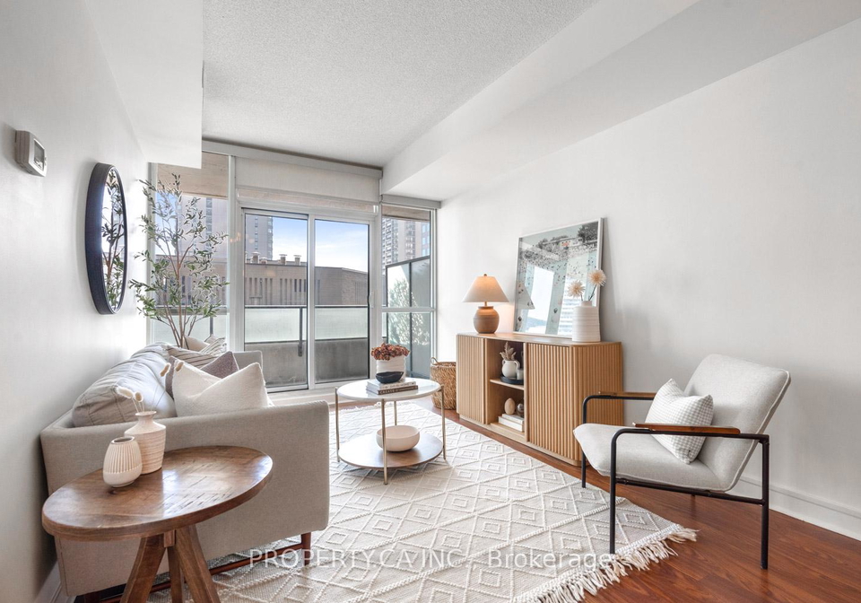 33-bay-street-toronto-ontario-c12934628