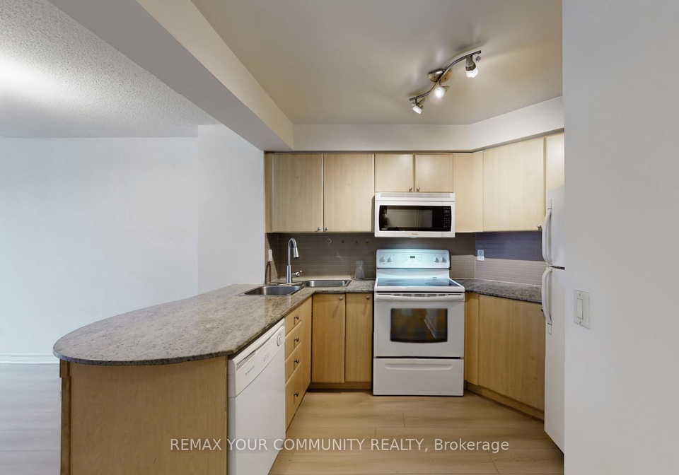 763-bay-street-toronto-ontario-c12934778