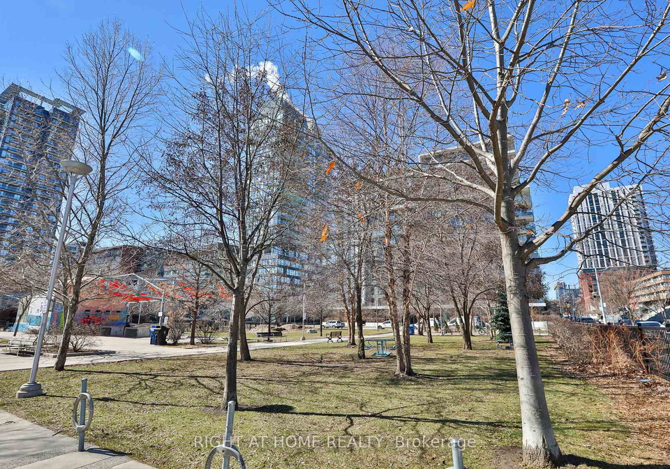 260-sackville-street-toronto-ontario-c12934922