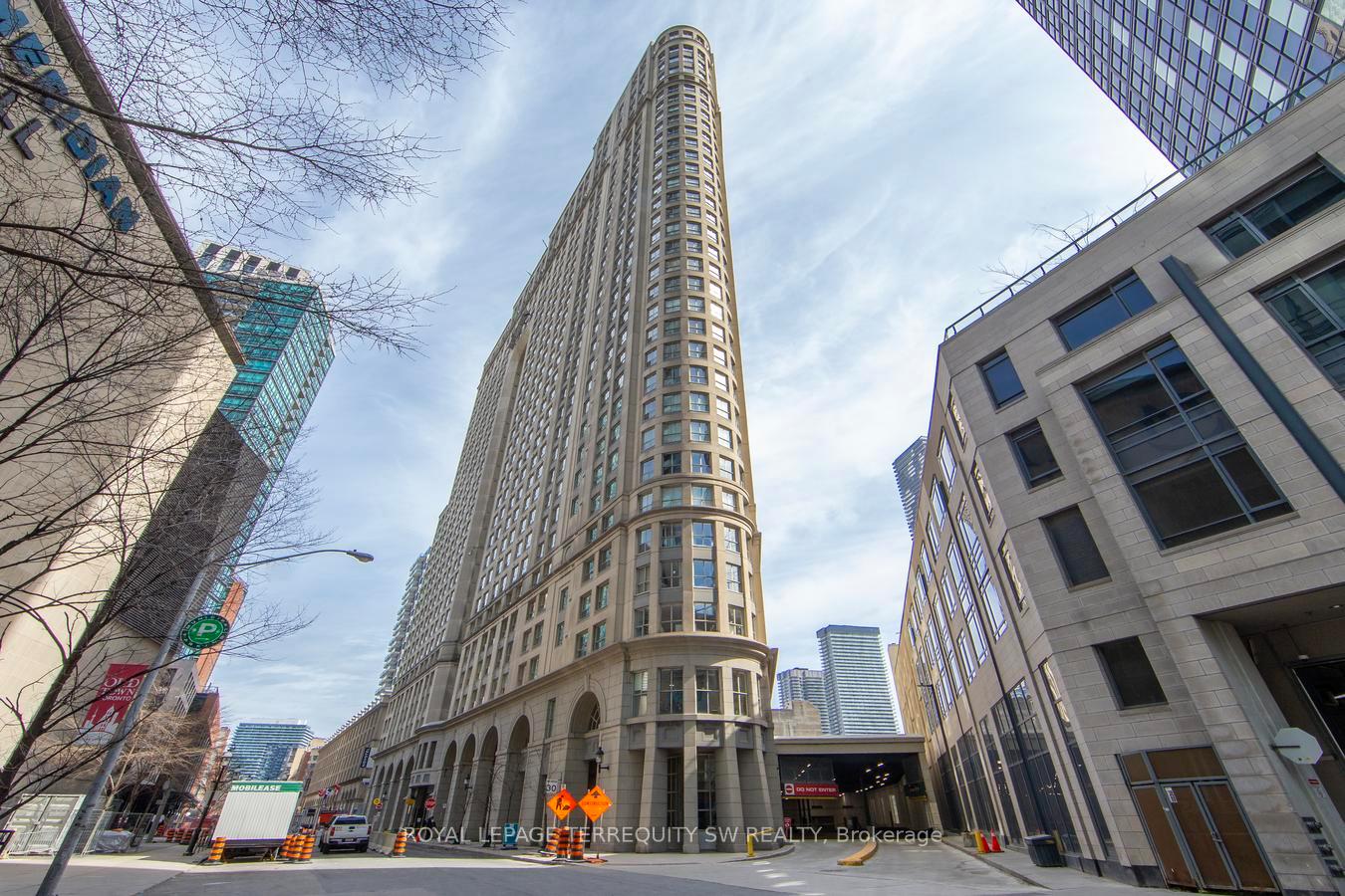 25-the-esplanade-toronto-ontario-c12934930