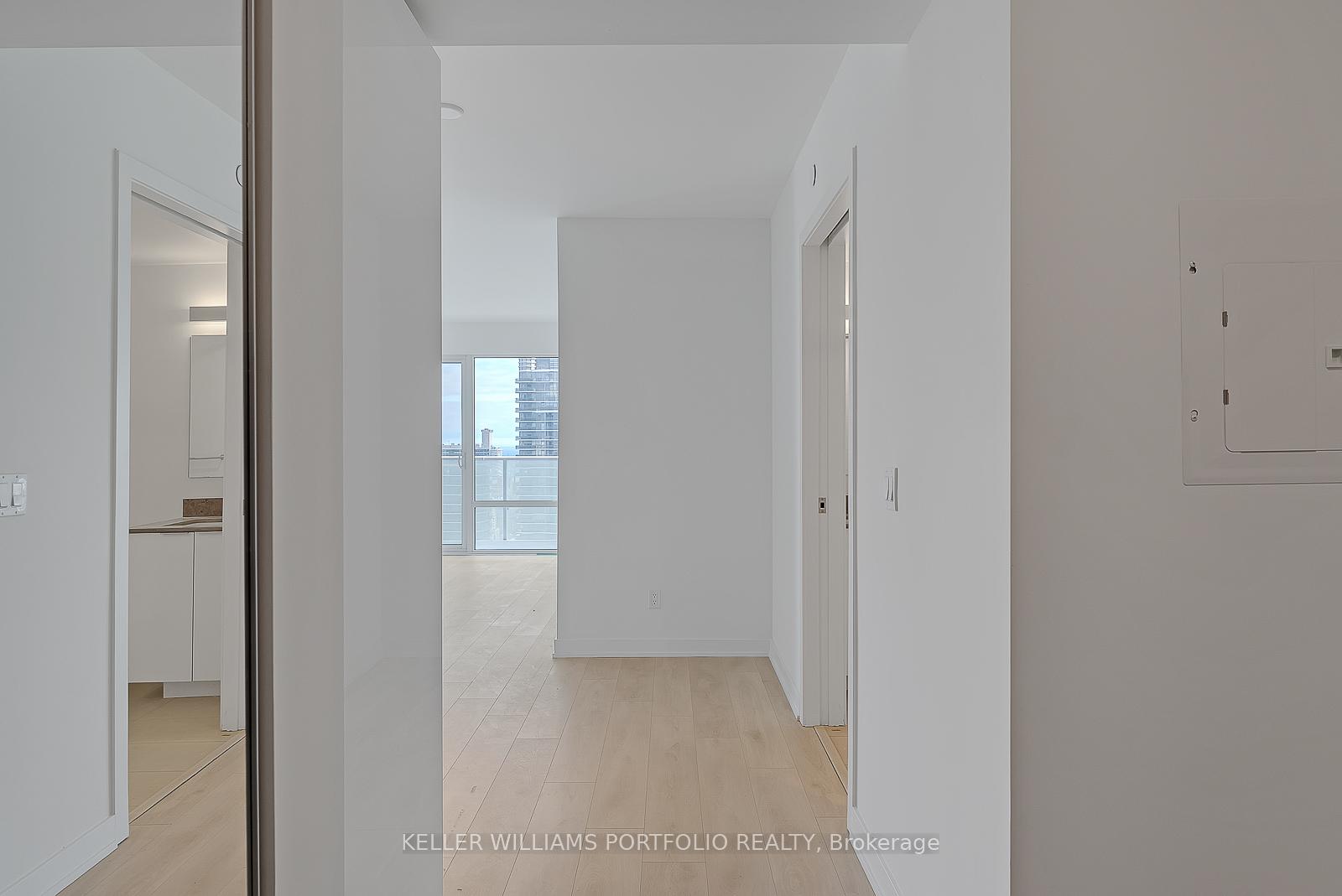 501-yonge-street-toronto-ontario-c12935512