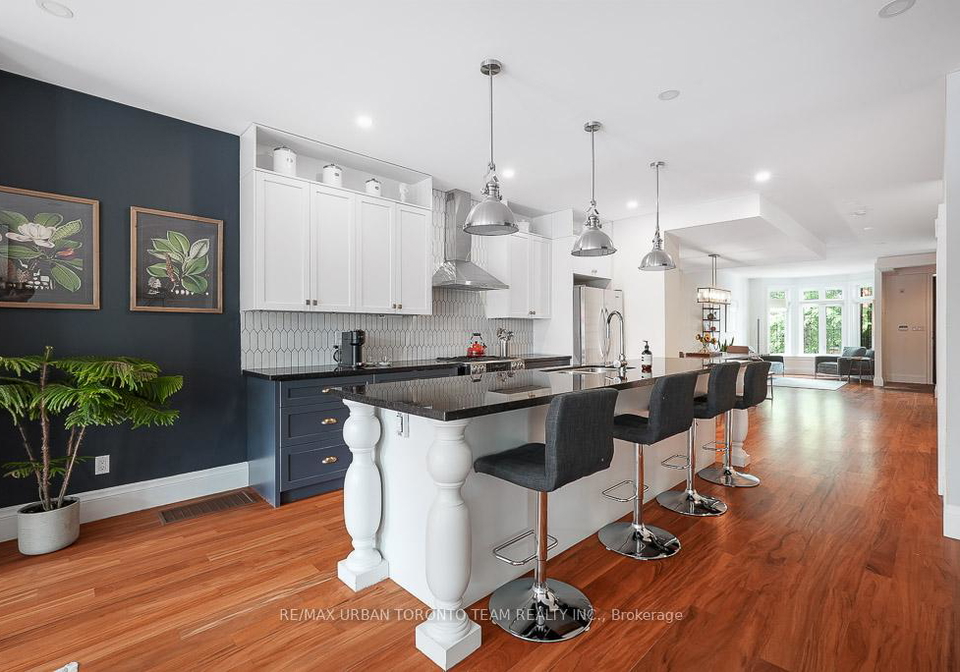 21a-grove-avenue-toronto-ontario-c12935702