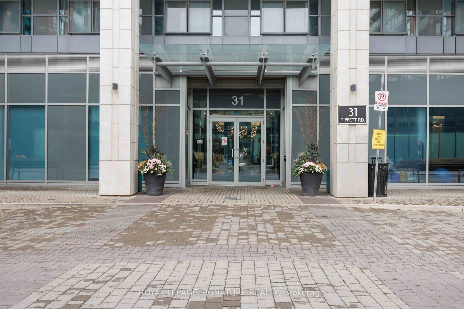 31-tippett-road-toronto-ontario-c12935726