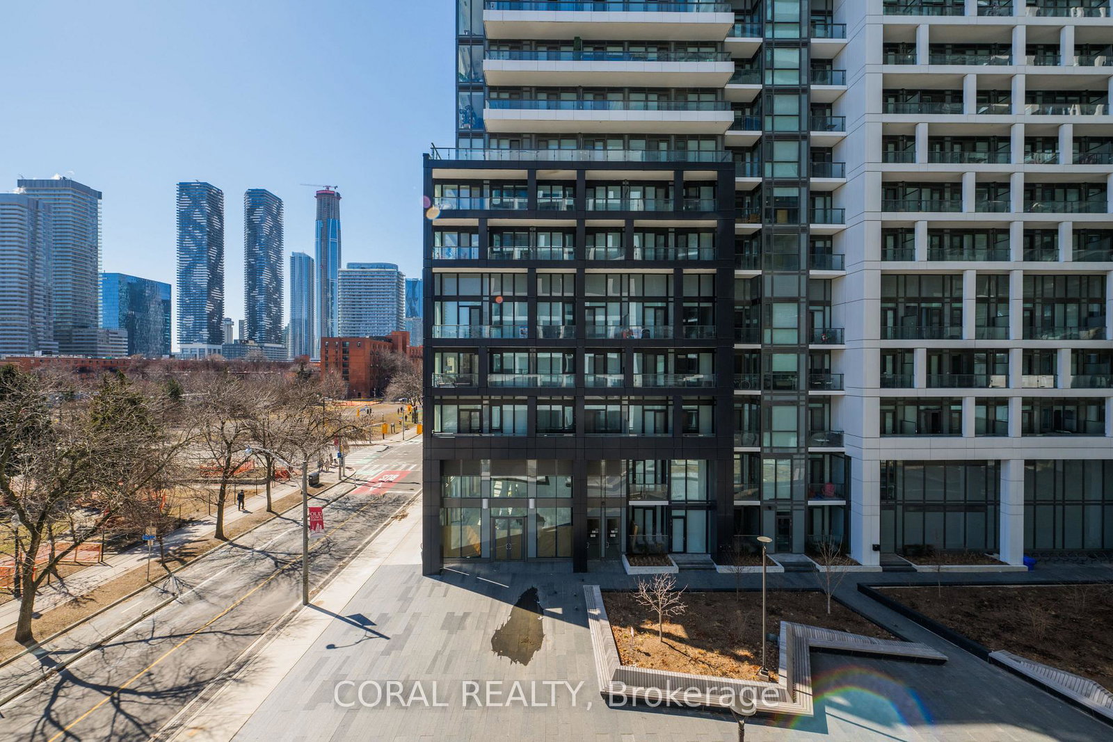 60-princess-street-toronto-ontario-c12935754
