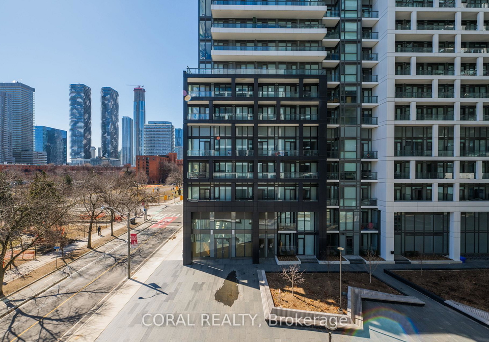60-princess-street-toronto-ontario-c12935754