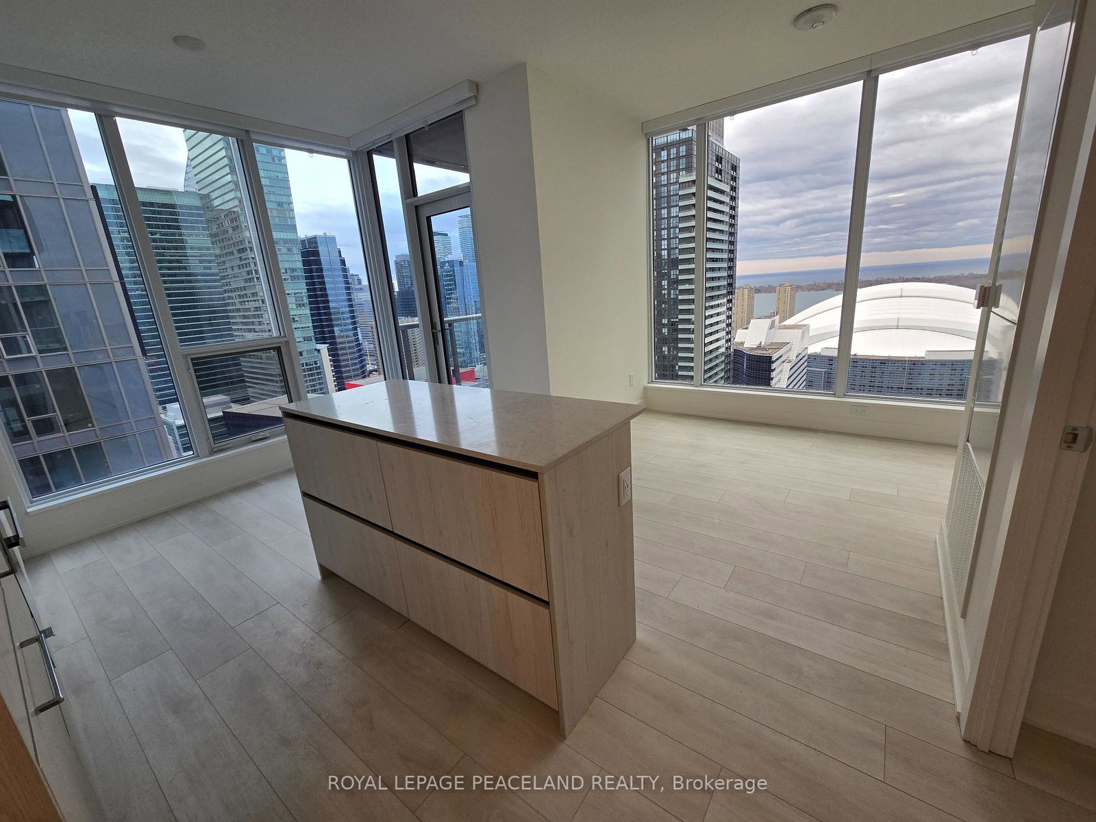 35-mercer-street-toronto-ontario-c12935756