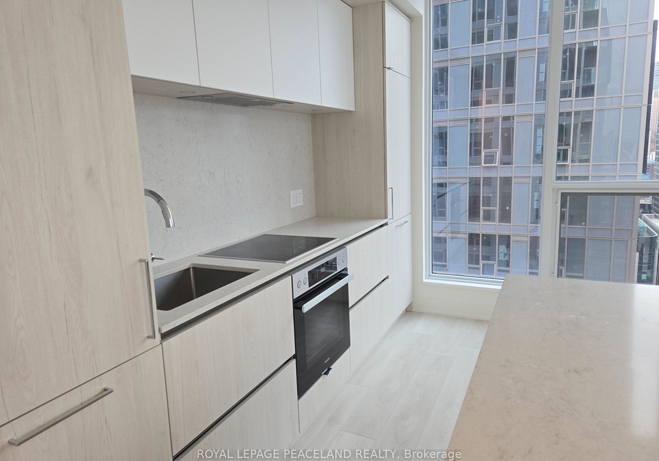 35-mercer-street-toronto-ontario-c12935756