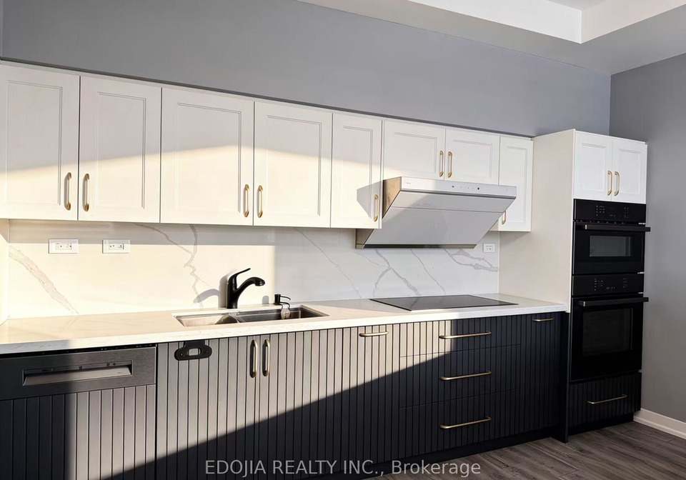 25-singer-court-north-york-ontario-c12936004