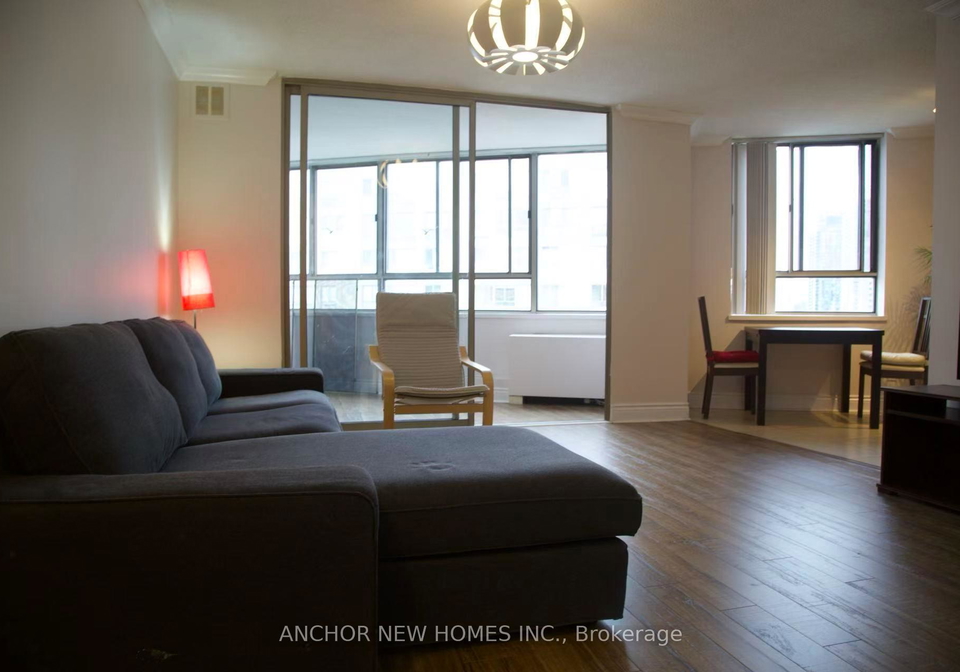 260-queens-quay-w-toronto-ontario-c12936062