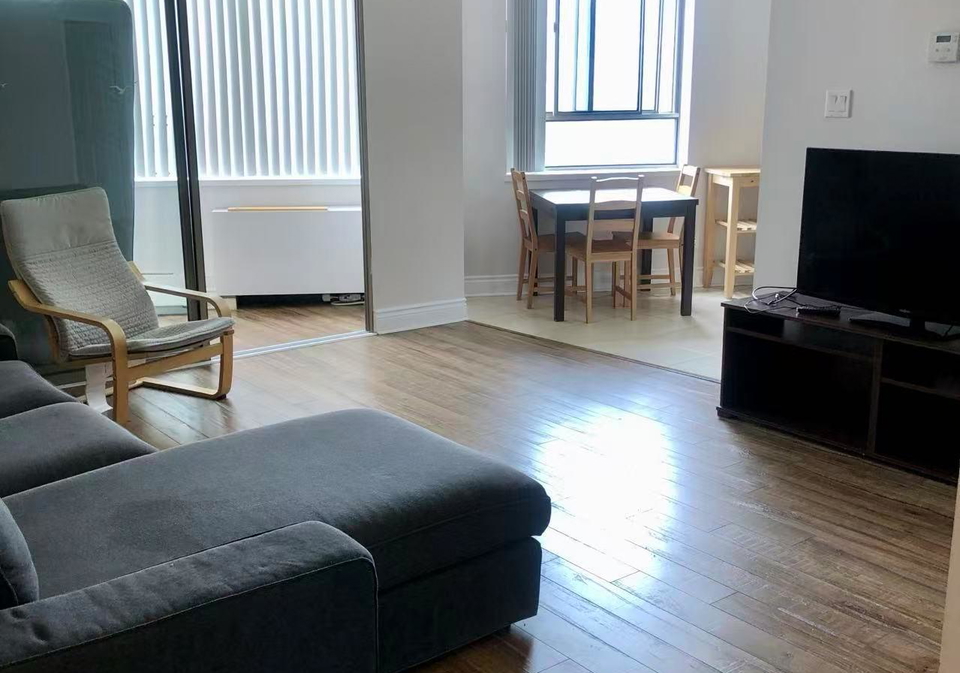 260-queens-quay-w-toronto-ontario-c12936062
