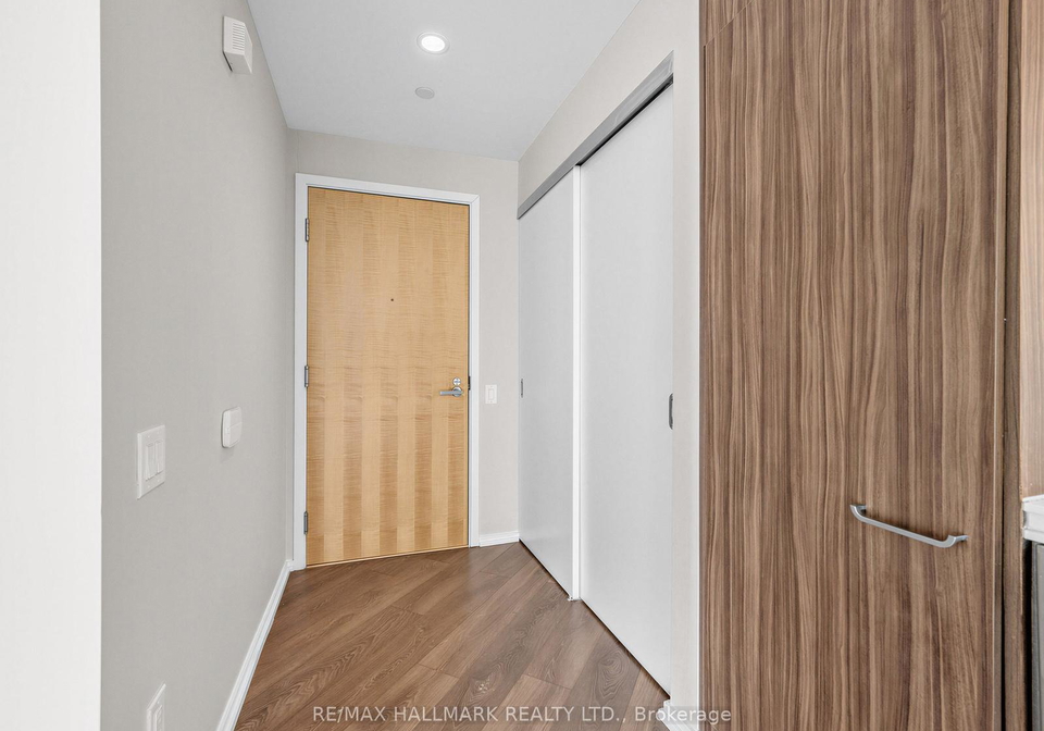45-charles-street-e-toronto-ontario-c12936306