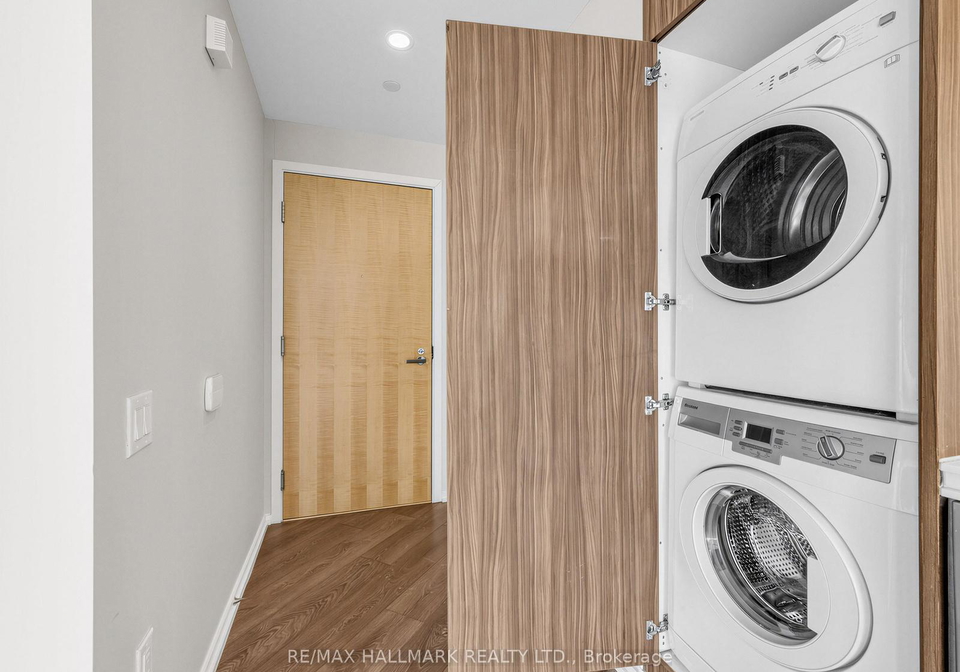 45-charles-street-e-toronto-ontario-c12936306