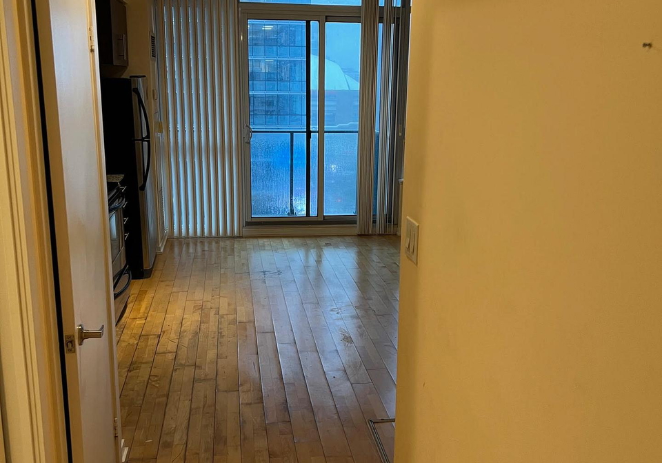65-bremner-boulevard-toronto-ontario-c12936346