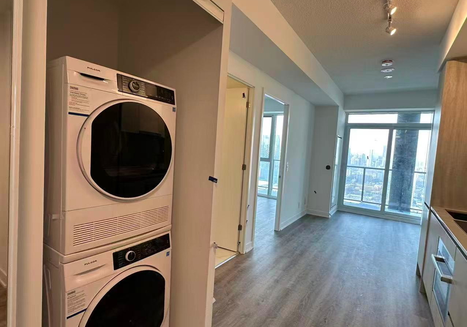 180-front-street-s-toronto-ontario-c12936422