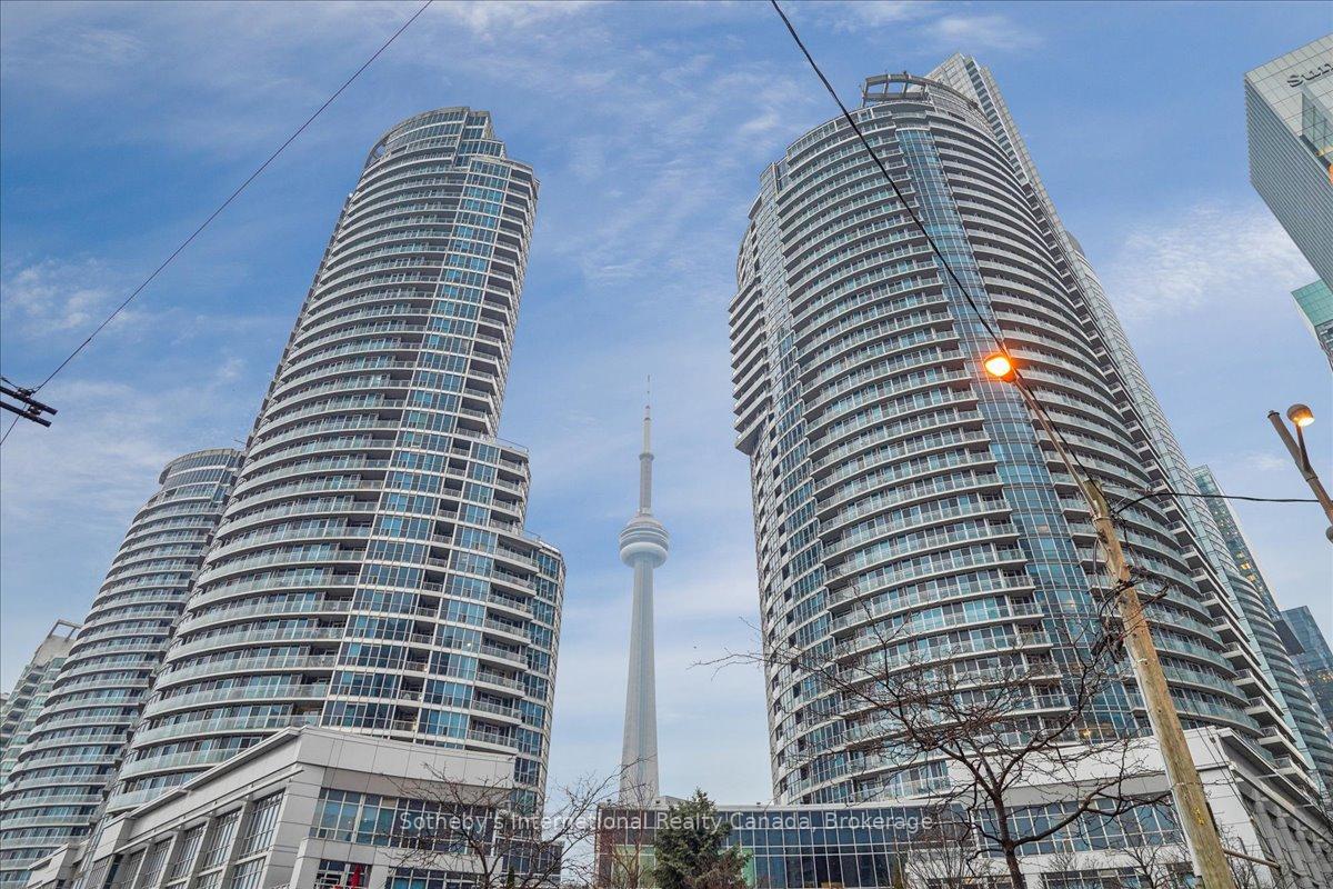 218-queens-quay-w-toronto-ontario-c12936504