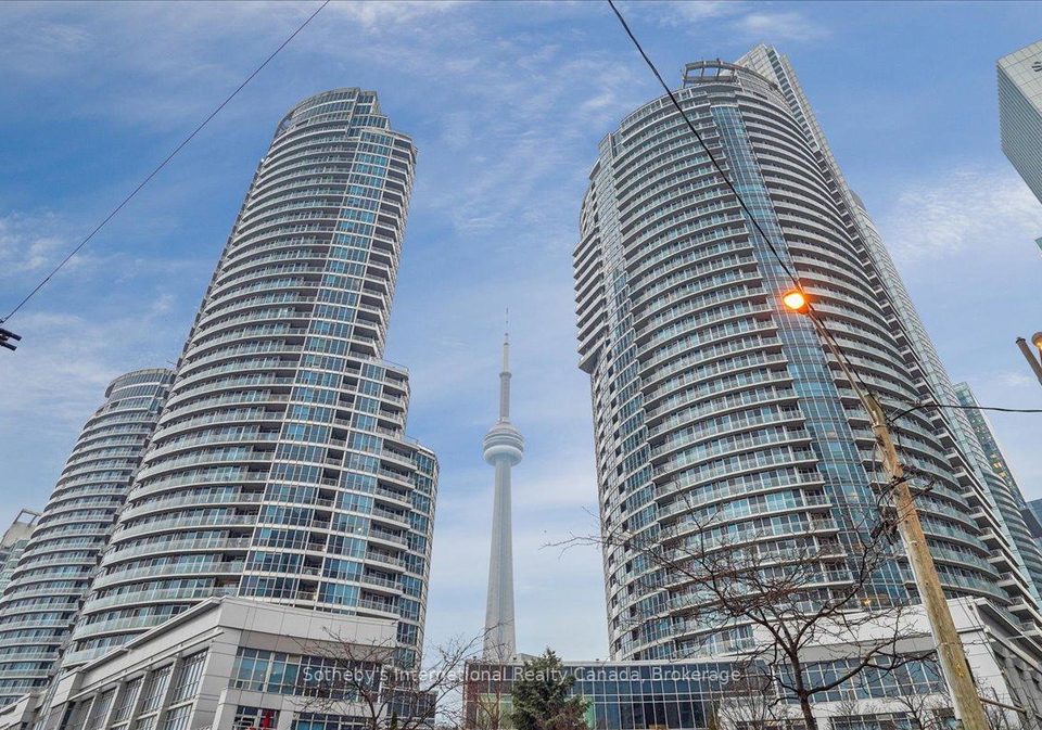 218-queens-quay-w-toronto-ontario-c12936504