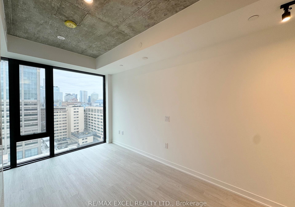 195-mccaul-street-toronto-ontario-c12936954