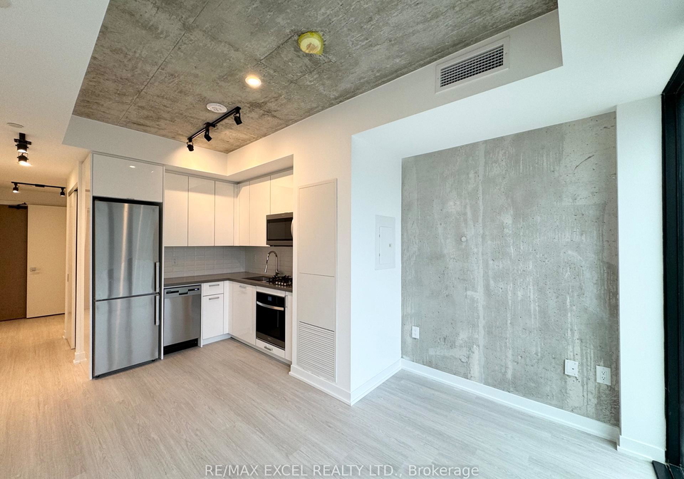 195-mccaul-street-toronto-ontario-c12936954