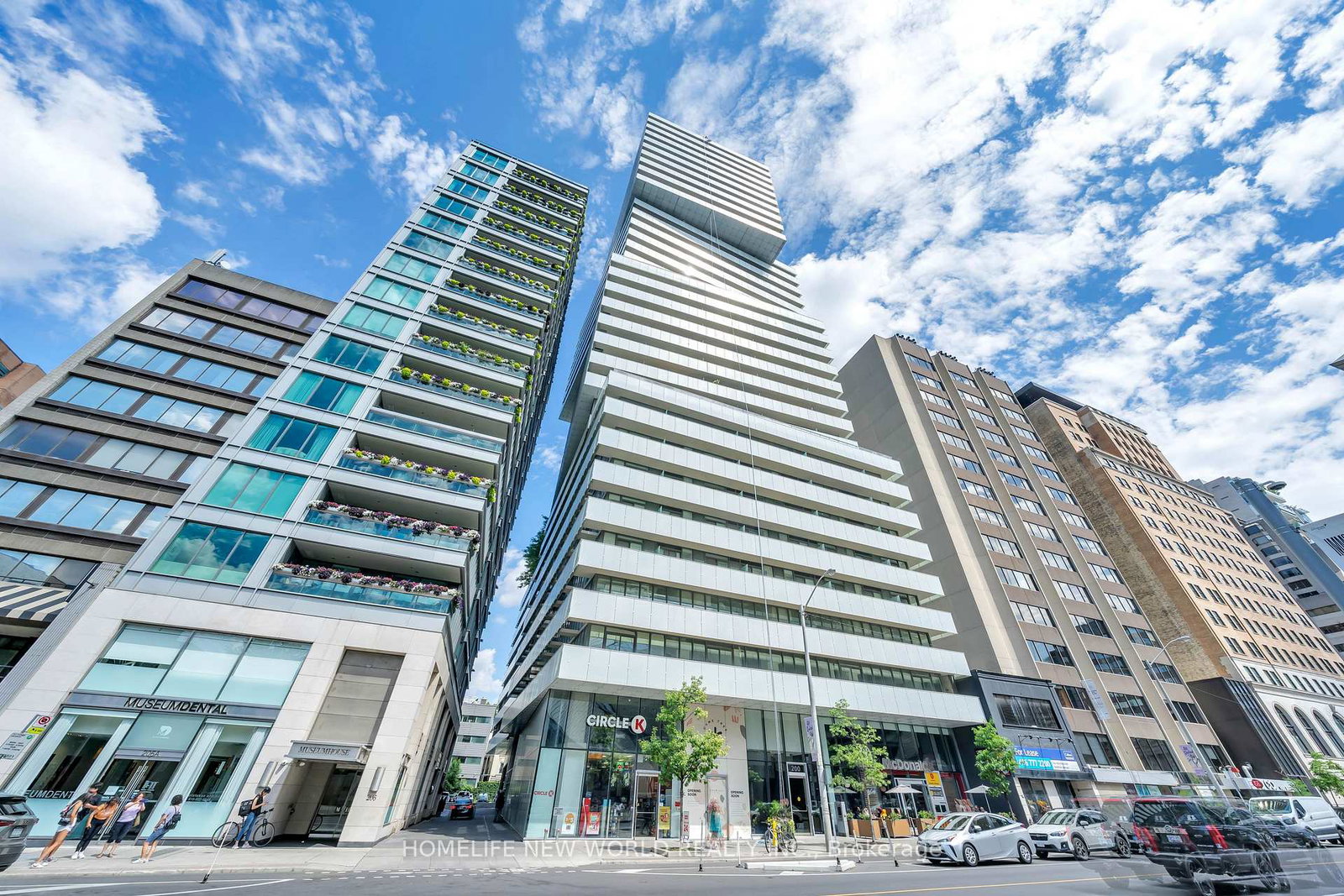 200-bloor-street-w-toronto-ontario-c12937004