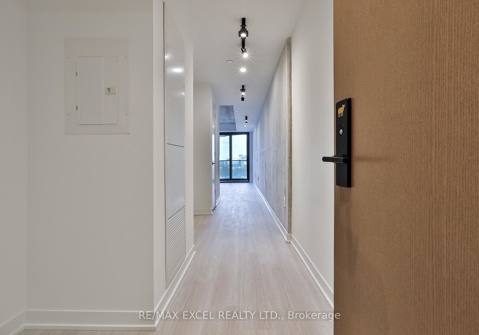 195-mccaul-street-toronto-ontario-c12937150