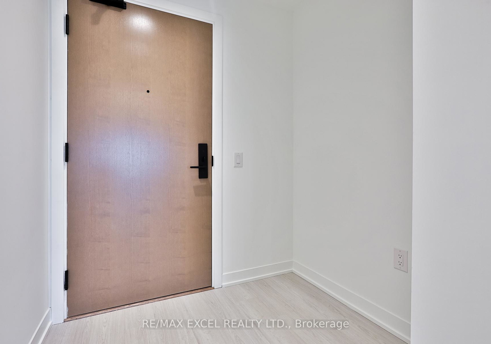 195-mccaul-street-toronto-ontario-c12937150