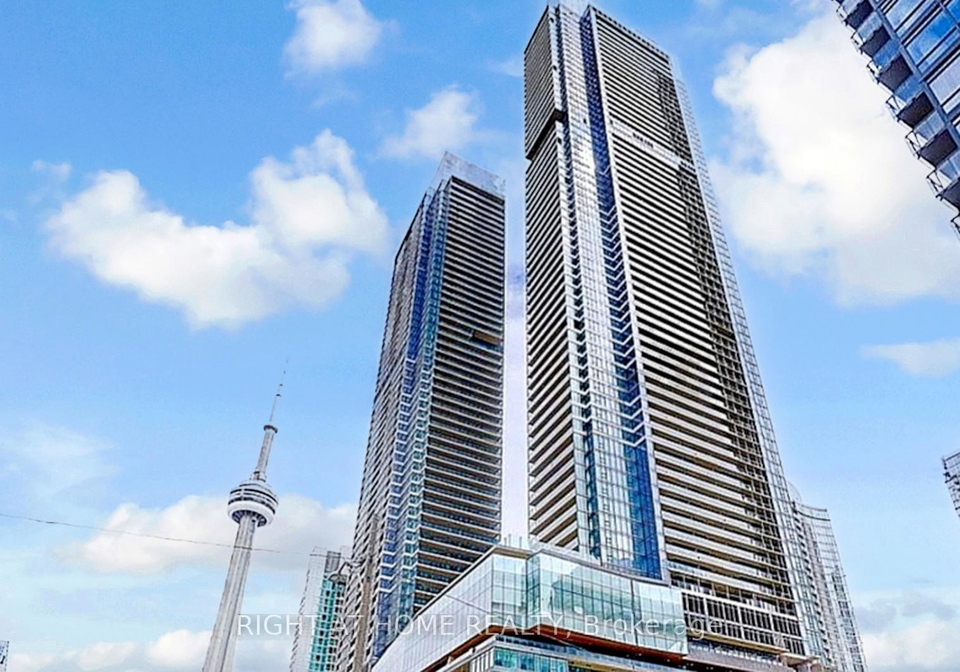 3-concord-city-place-way-toronto-ontario-c12937258