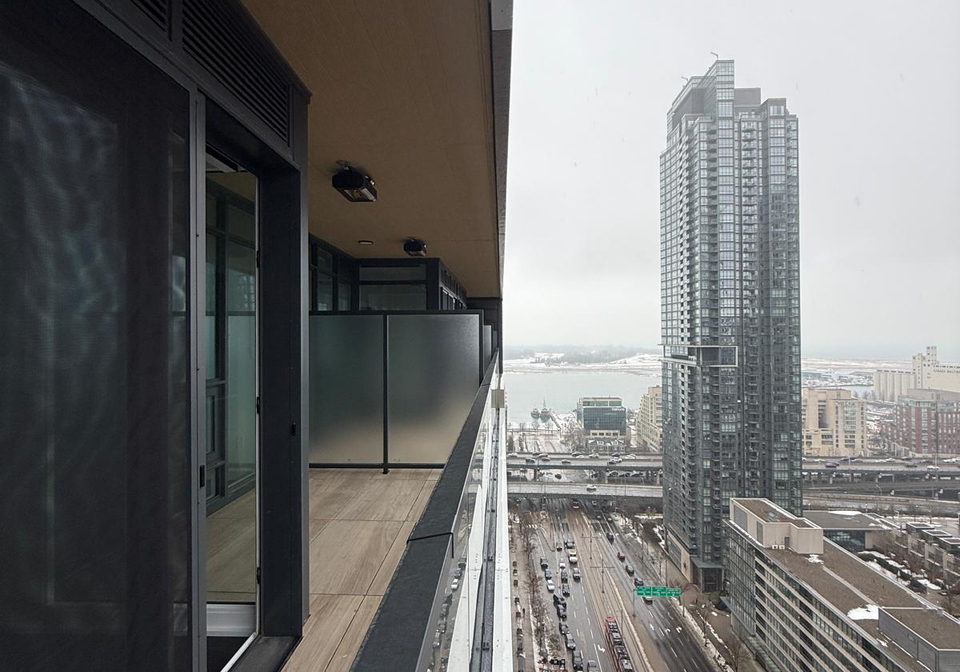3-concord-city-place-way-toronto-ontario-c12937370