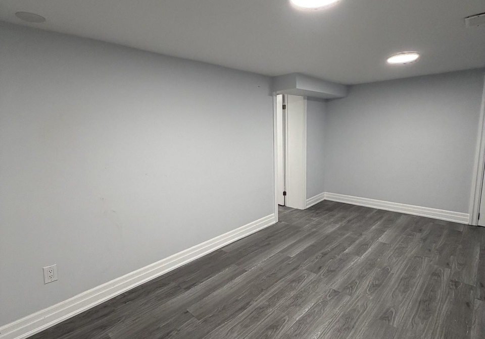 46-dell-park-avenue-toronto-ontario-c12937616