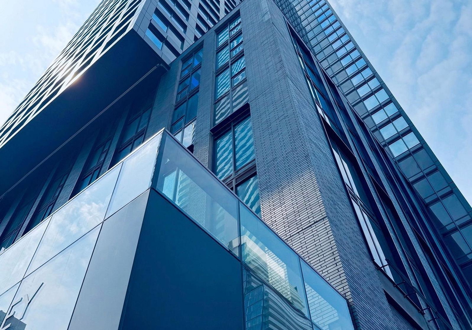 8-wellesley-street-w-toronto-ontario-c12937652