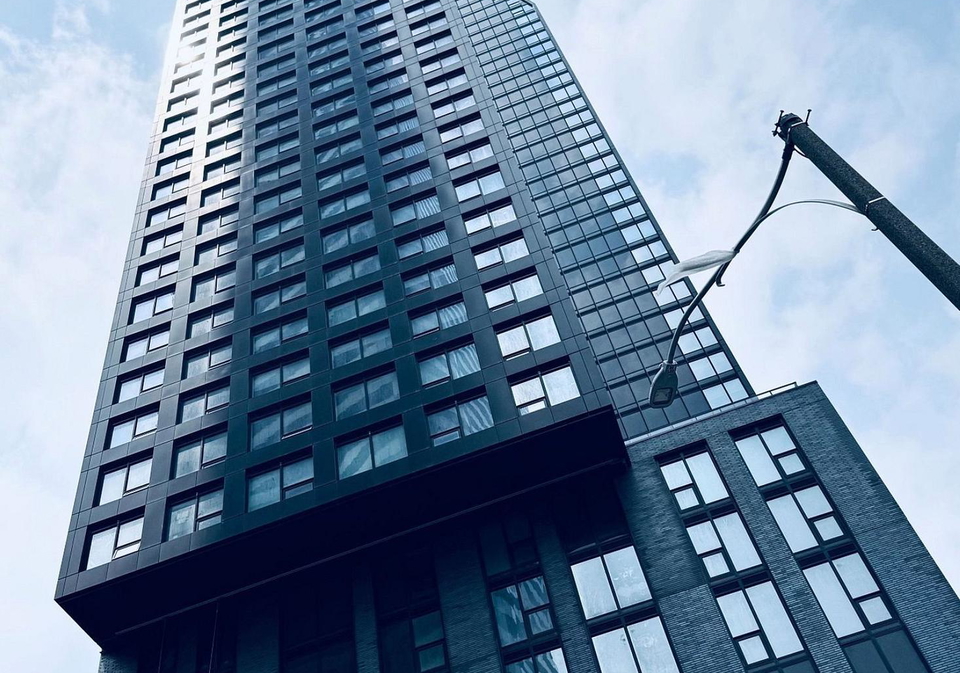 8-wellesley-street-w-toronto-ontario-c12937652