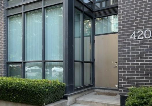 420-lake-shore-boulevard-w-toronto-ontario-c12937656