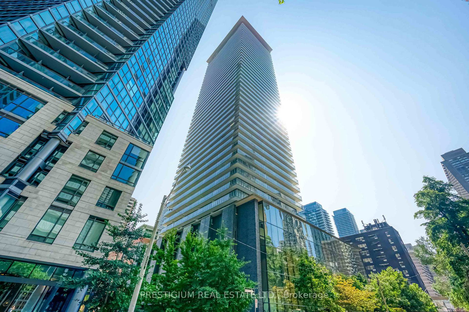 33-charles-street-e-toronto-ontario-c12937768