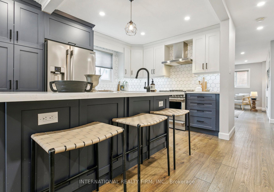 50-denison-avenue-toronto-ontario-c12938084